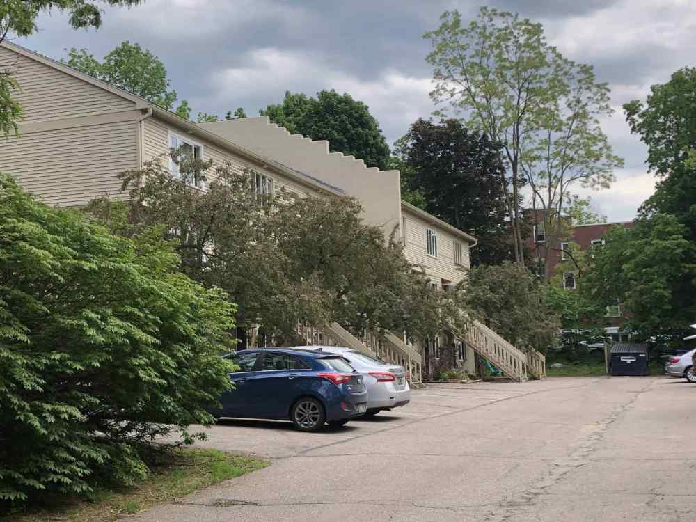 337 College Street Condos