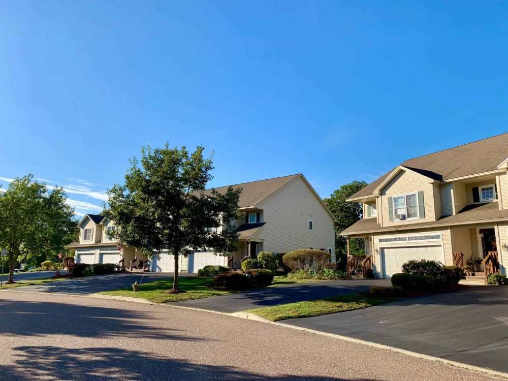 Fern Court Condominiums Catamount Realty Group