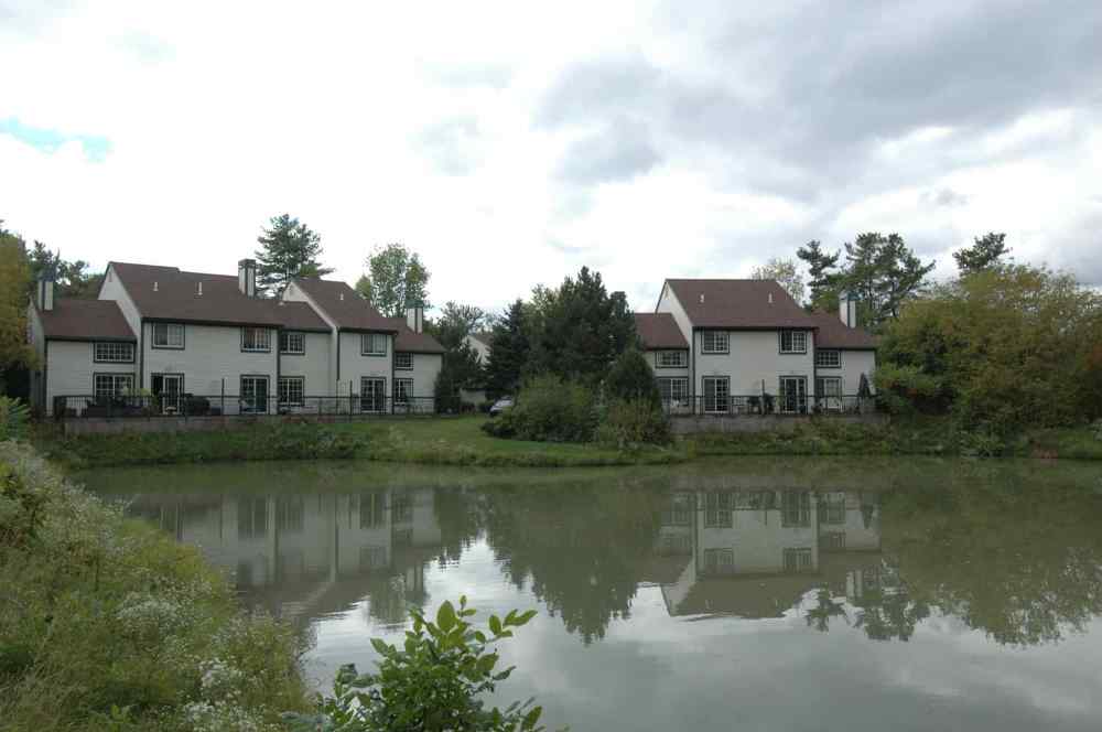 Lake Forest Condos